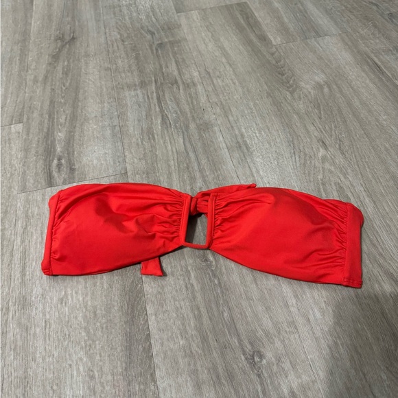 Monday Swimwear ST. MARTINIQUE BANDEAU - CHILI PEPPER - Picture 4 of 6